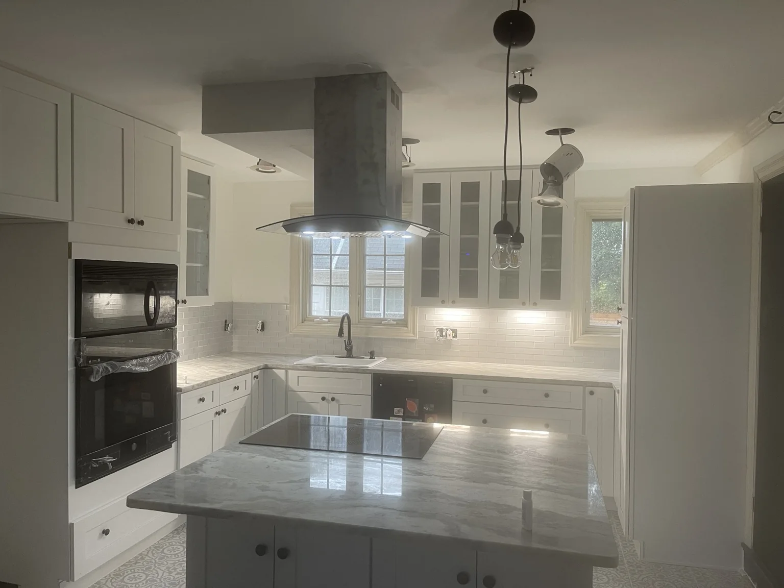 Completed kitchen remodel by Poptun Construction & Remodeling